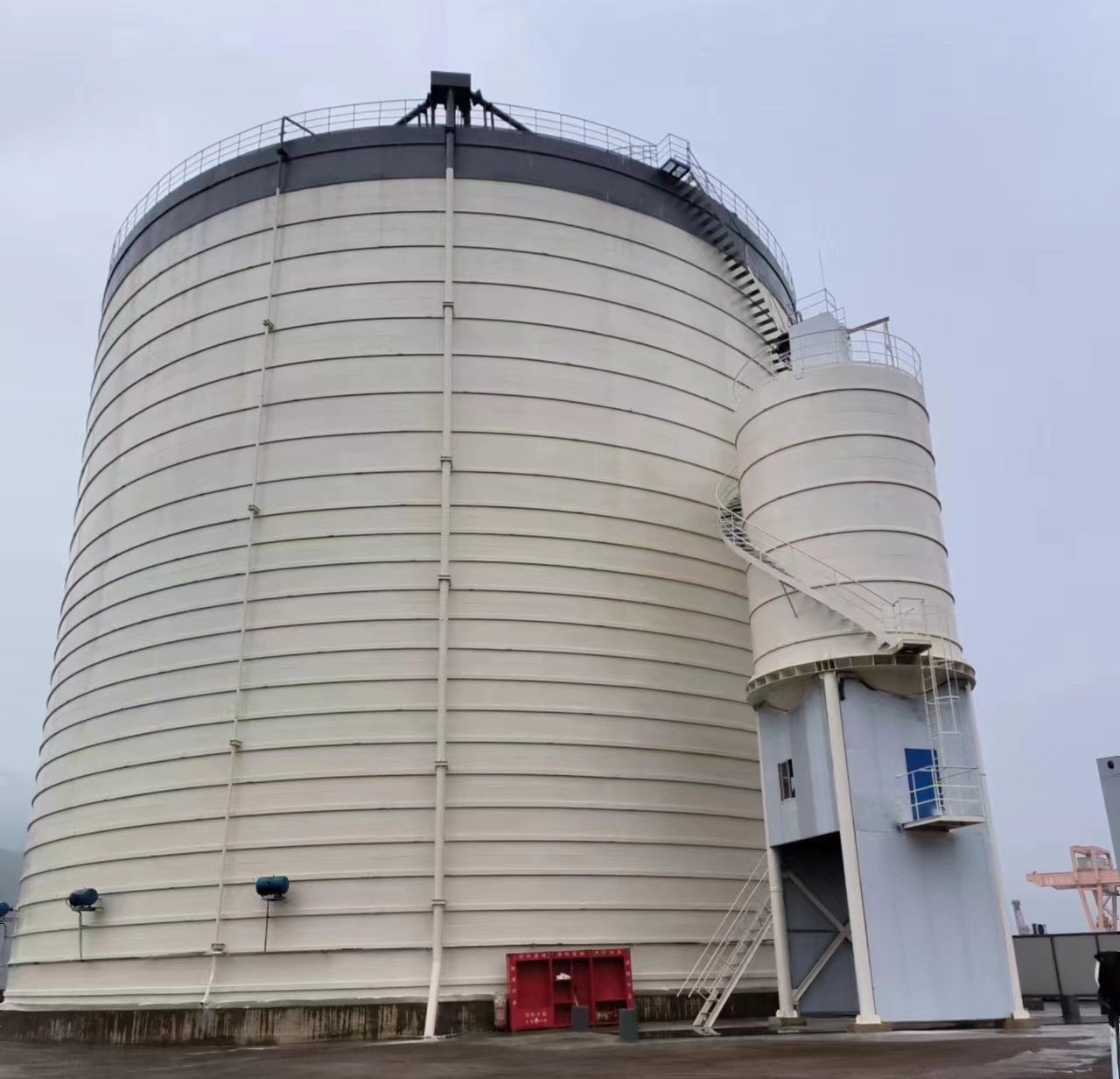 文教镇10万吨水泥钢板库